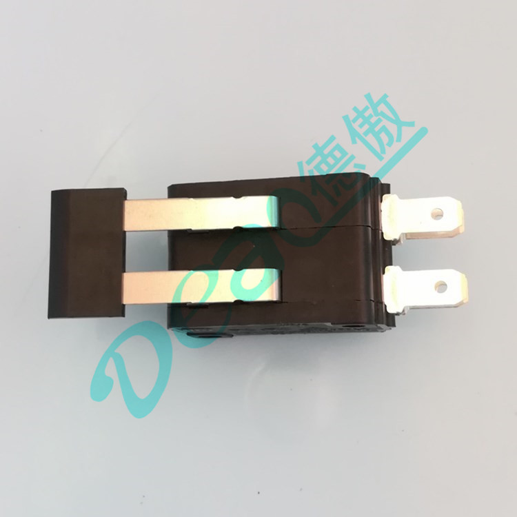 雙聯(lián)電路控制設(shè)備安全保護(hù)微動開關(guān) 雙聯(lián)電路控制設(shè)備安全保護(hù)微動開關(guān)