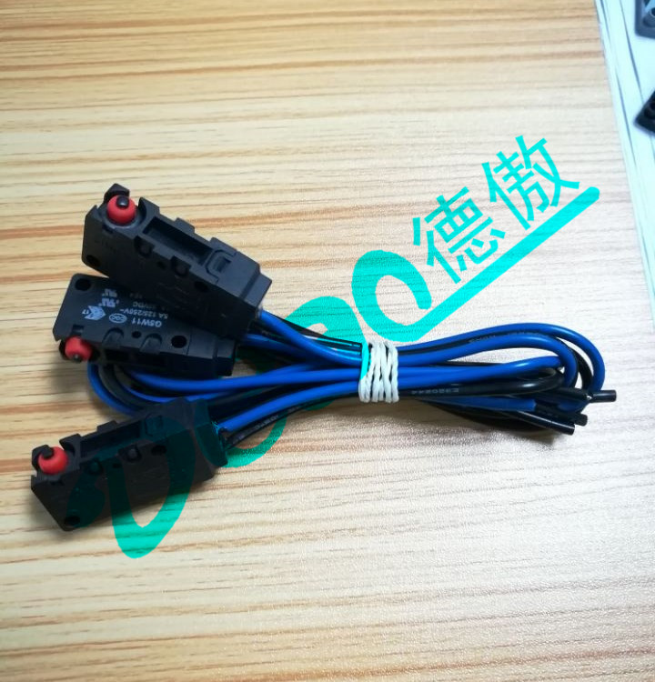 常開(kāi)型防水微動(dòng)開(kāi)關(guān)，帶線材