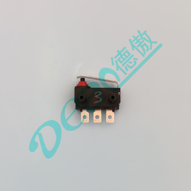 汽車充電樁用小型防水微動(dòng)開關(guān)