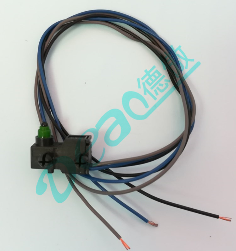 帶線材汽配部件防水微動(dòng)開關(guān)